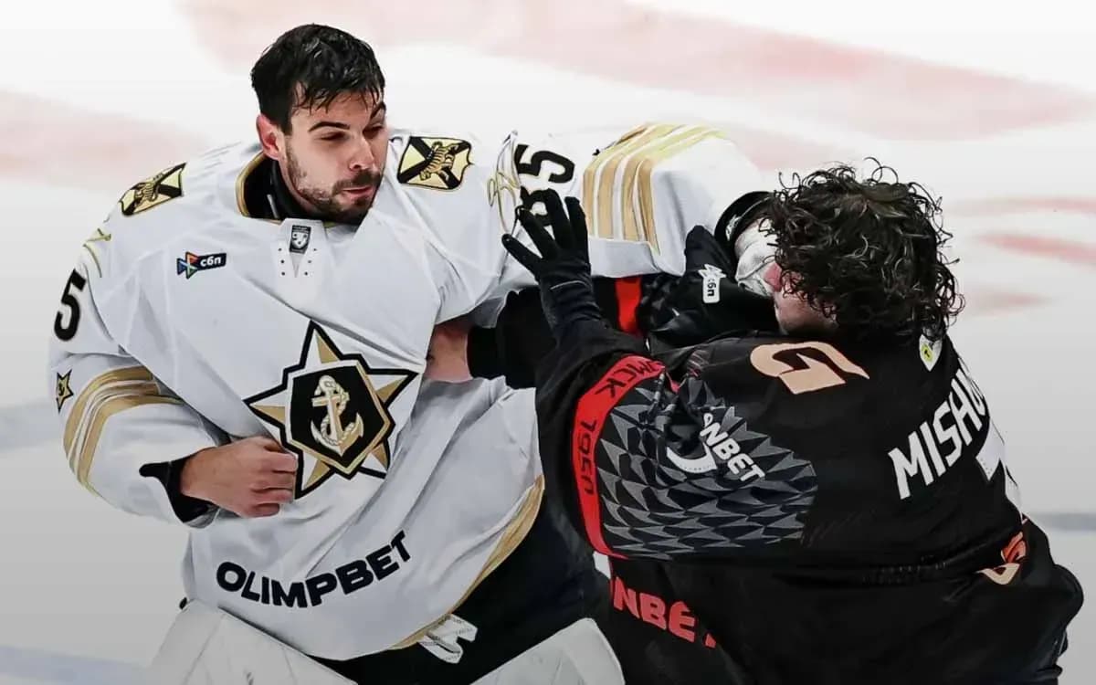 «Авангард» разгромил «Адмирал» в матче с семью шайбами и дракой вратарей «Авангард» разгромил «Адмирал» в матче с семью шайбами и дракой вратарей