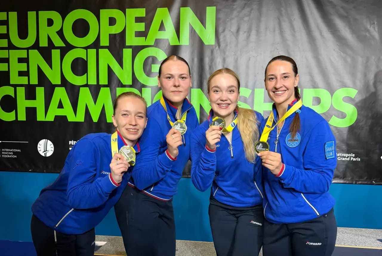 Российские саблистки завоевали командное золото на Чемпионате Европы Российские саблистки завоевали командное золото на Чемпионате Европы