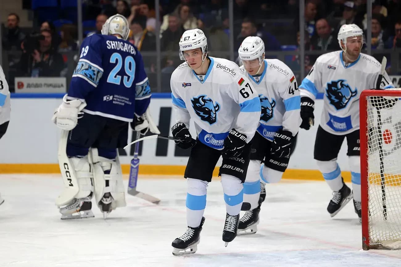 Минское «Динамо» обыграло «Торпедо» на выезде Минское «Динамо» обыграло «Торпедо» на выезде