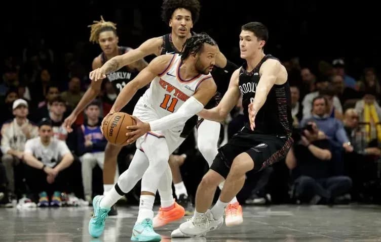 9 очков Егора Дёмина не помогли «Бруклину» спастись от поражения в игре с «Нью-Йорком» 9 очков Егора Дёмина не помогли «Бруклину» спастись от поражения в игре с «Нью-Йорком»