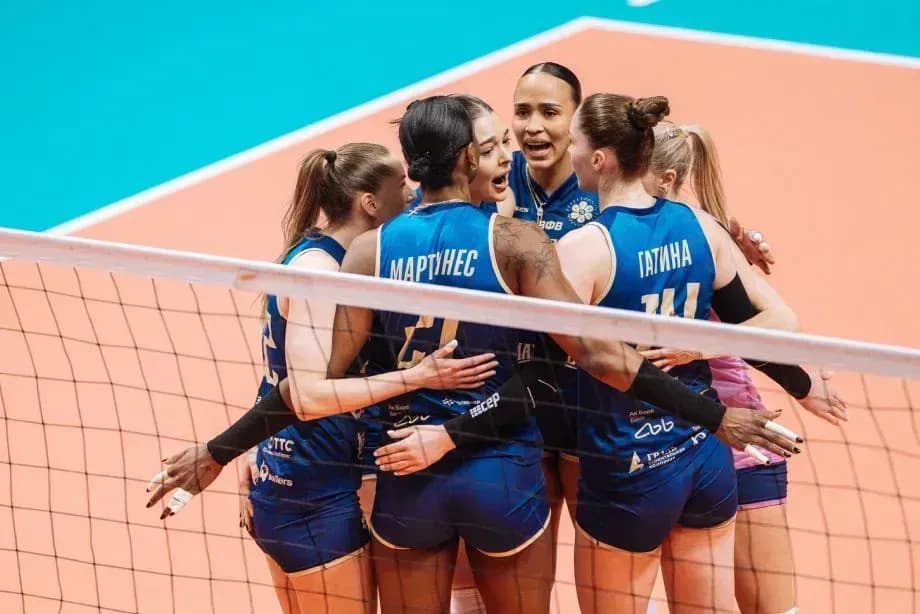 «Динамо-Ак Барс» разгромило московское «Динамо» в первом матче полуфинала Суперлиги «Динамо-Ак Барс» разгромило московское «Динамо» в первом матче полуфинала Суперлиги