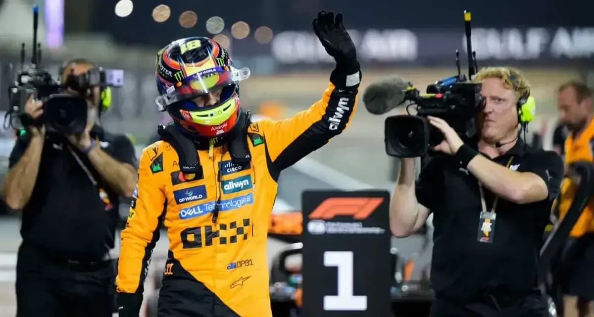 Пиастри и Норрис обеспечили «Макларену» двойной подиум на Гран-при «Формулы-1» в Бахрейне Пиастри и Норрис обеспечили «Макларену» двойной подиум на Гран-при «Формулы-1» в Бахрейне