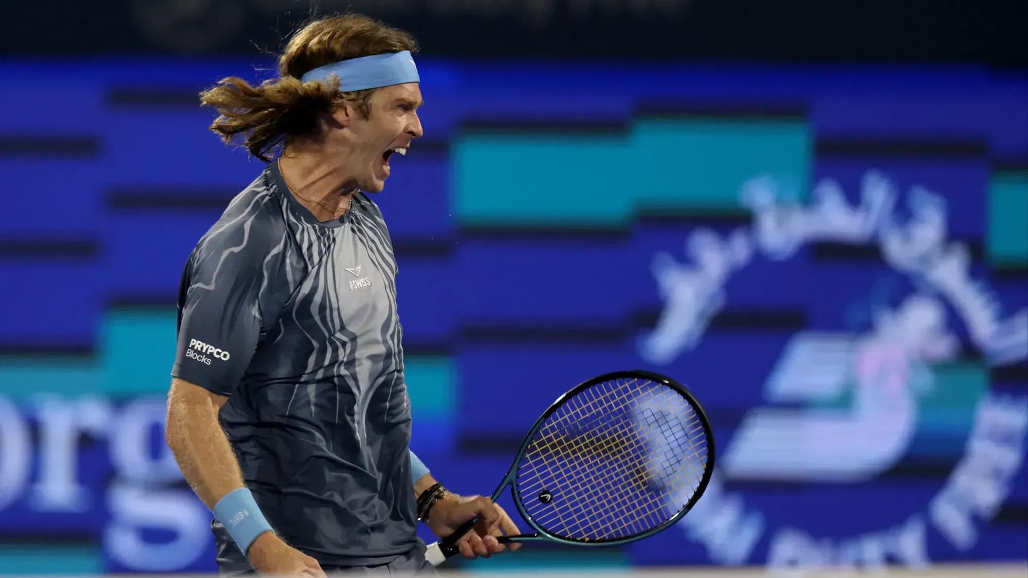 Рублёв и Медведев вышли в 1/4 финала турнира в Дубае Рублёв и Медведев вышли в 1/4 финала турнира в Дубае