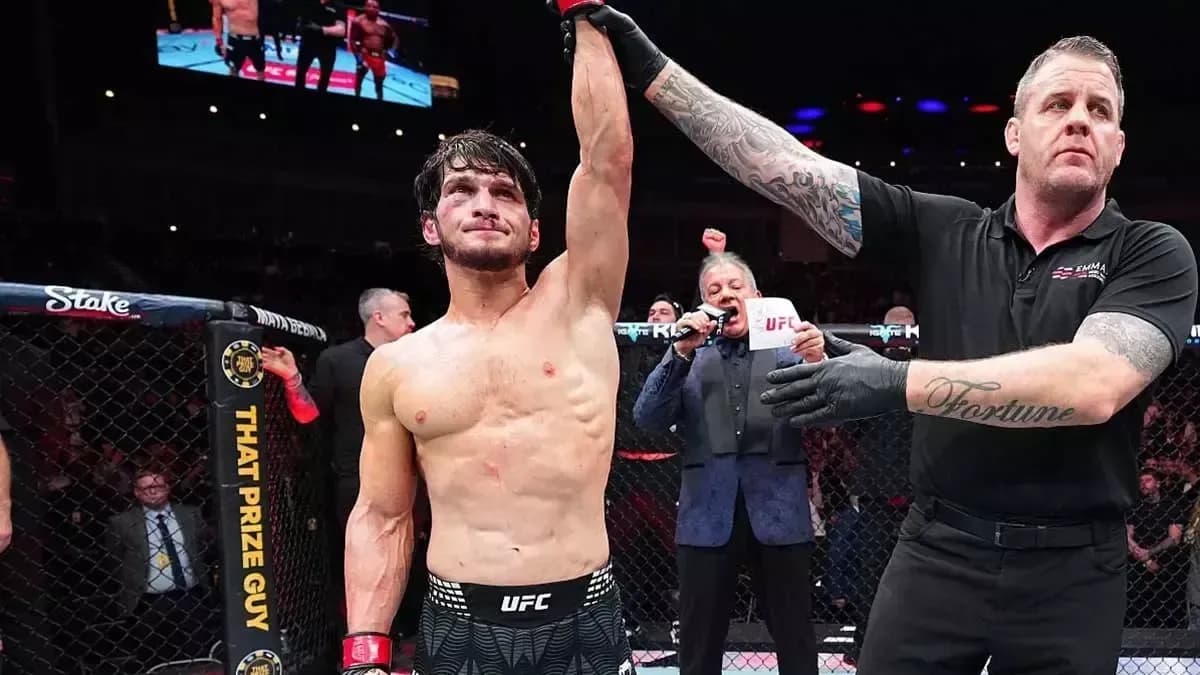 Евлоев победил Мерфи в главном бою лондонского турнира UFC Евлоев победил Мерфи в главном бою лондонского турнира UFC