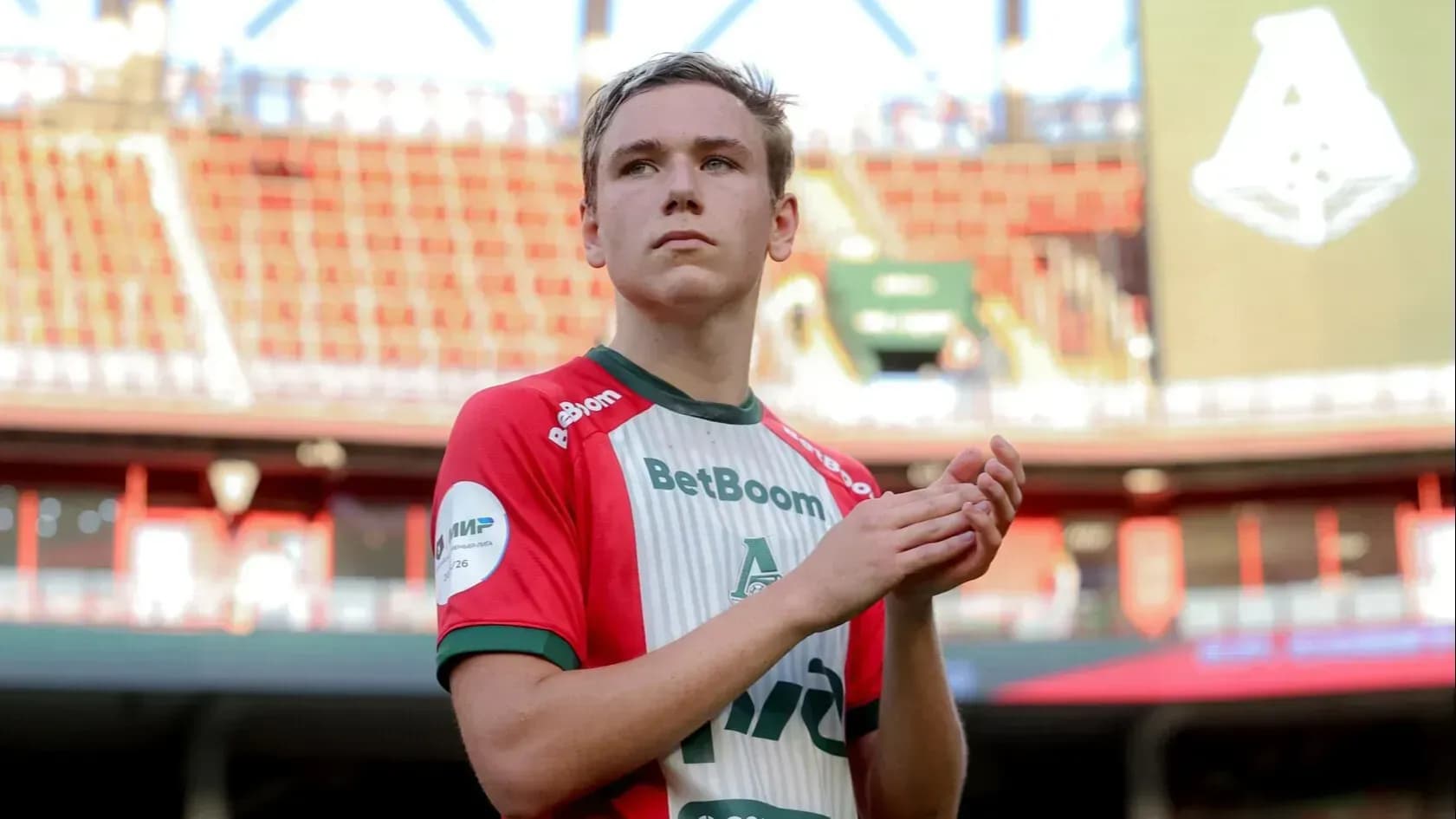 ПСЖ собирается купить 20-летнего игрока сборной России ПСЖ собирается купить 20-летнего игрока сборной России