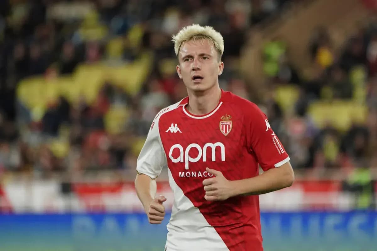 Головин отдал два ассиста и удалился в матче Лиги 1 Головин отдал два ассиста и удалился в матче Лиги 1