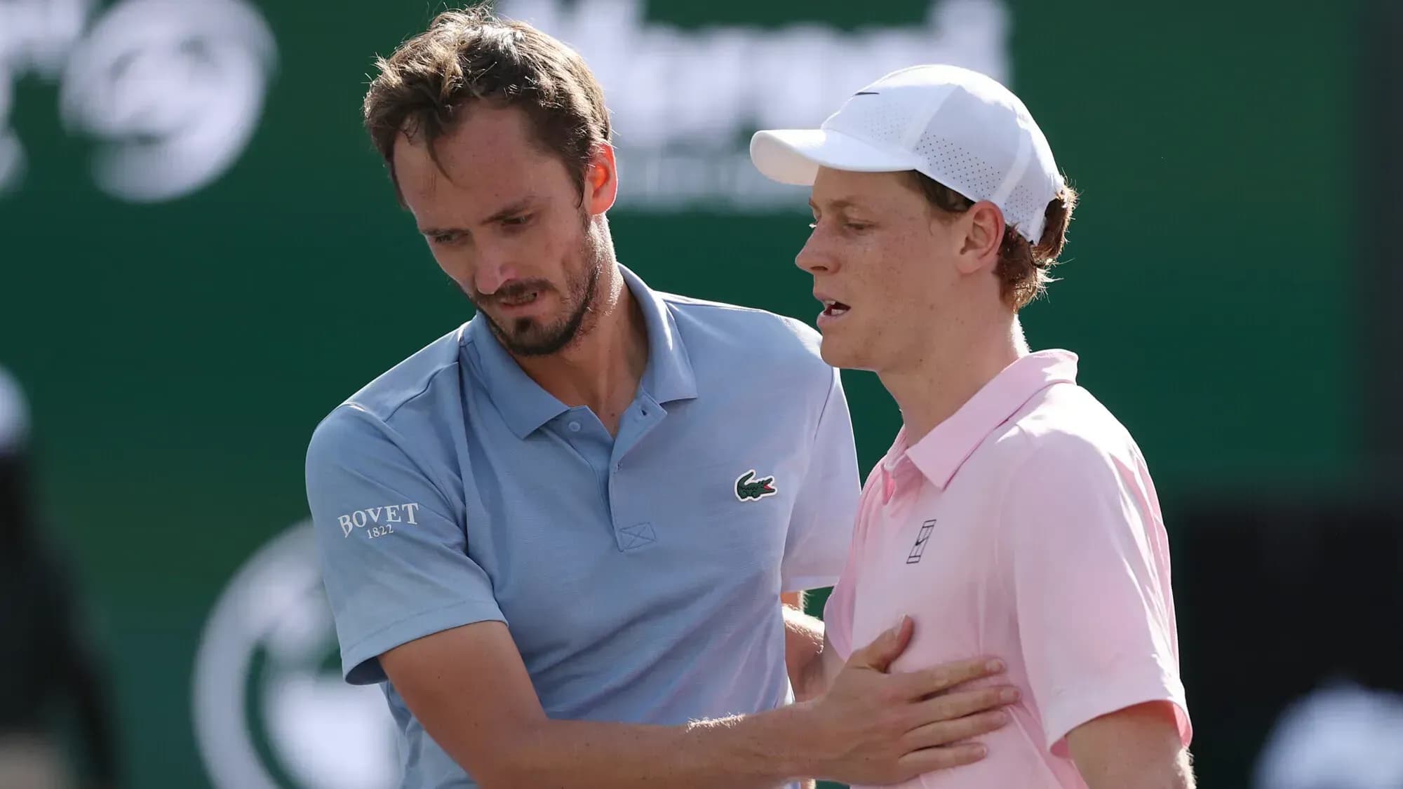 Медведев проиграл Синнеру в финале турнира в Индиан‑Уэллсе Медведев проиграл Синнеру в финале турнира в Индиан‑Уэллсе