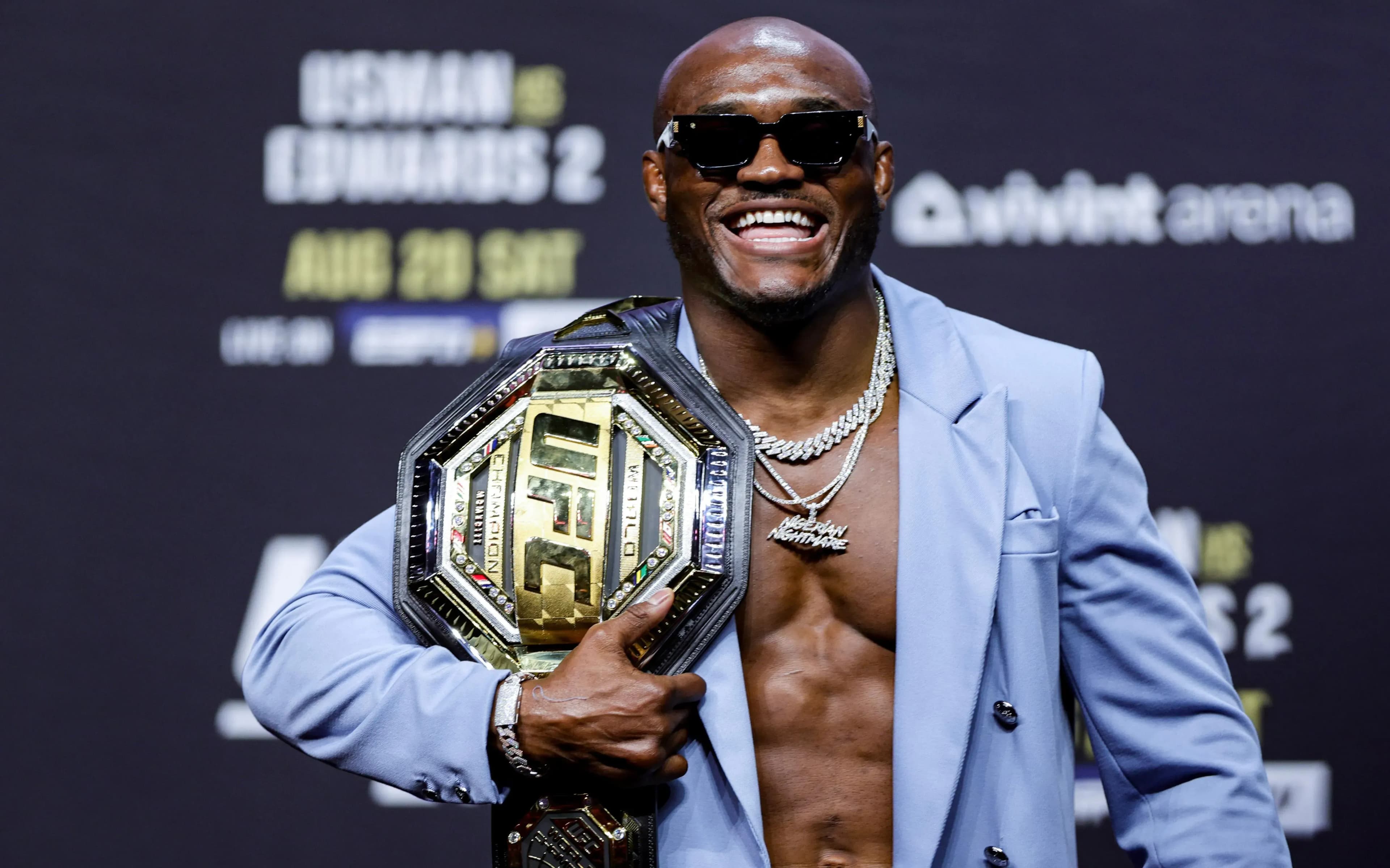 Бывший чемпион UFC заявил о желании подраться с Махачевым Бывший чемпион UFC заявил о желании подраться с Махачевым