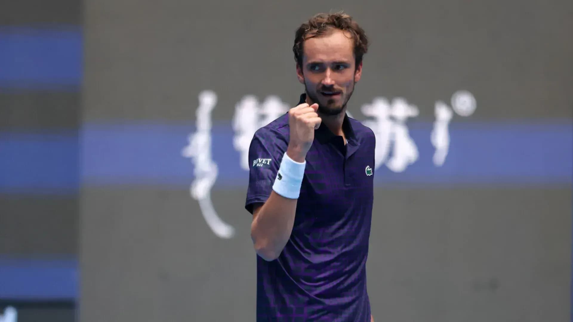 Медведев выиграл титул впервые с 2023 года Медведев выиграл титул впервые с 2023 года