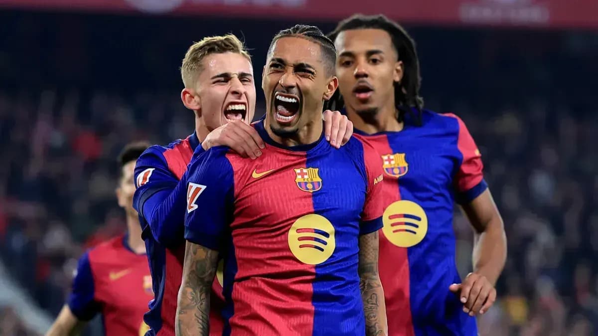 «Барселона» разгромила «Атлетик» в полуфинале Суперкубка Испании «Барселона» разгромила «Атлетик» в полуфинале Суперкубка Испании