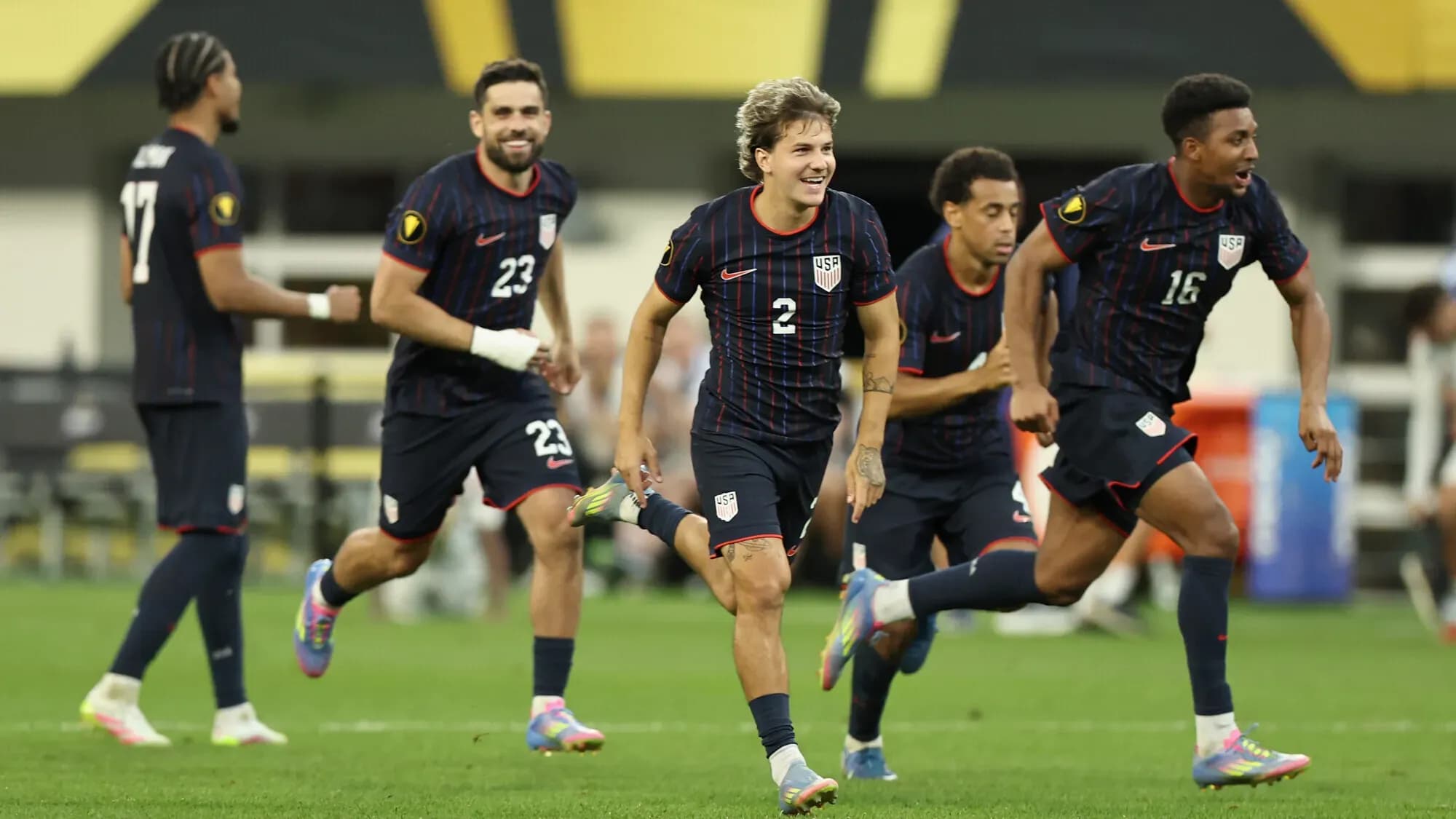 Определились все участники ЧМ-2026 по футболу Определились все участники ЧМ-2026 по футболу