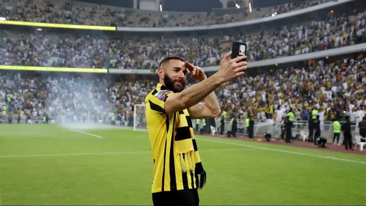 «Аль‑Иттихад» Бензема выбил «Аль‑Наср» Роналду из Кубка короля «Аль‑Иттихад» Бензема выбил «Аль‑Наср» Роналду из Кубка короля