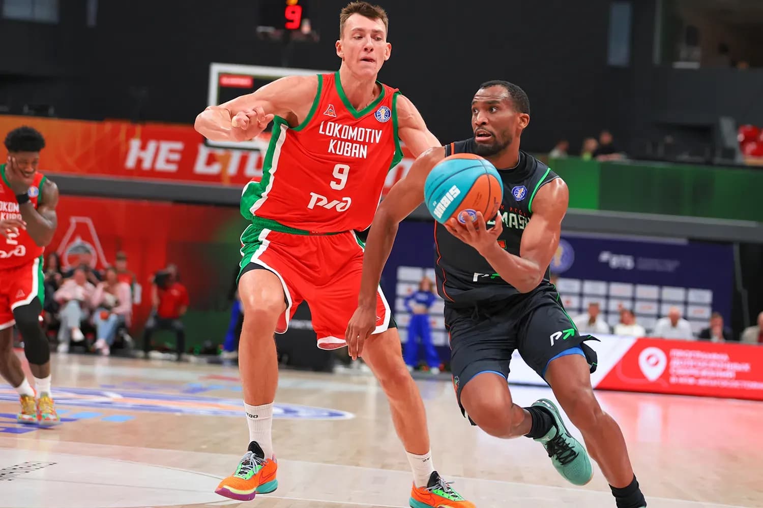 «Локомотив‑Кубань» уступил «Уралмашу» в первом матче сезона Единой Лиги «Локомотив‑Кубань» уступил «Уралмашу» в первом матче сезона Единой Лиги