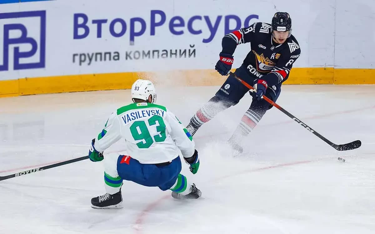 «Салават Юлаев» потерпел четвёртое поражение подряд в КХЛ «Салават Юлаев» потерпел четвёртое поражение подряд в КХЛ