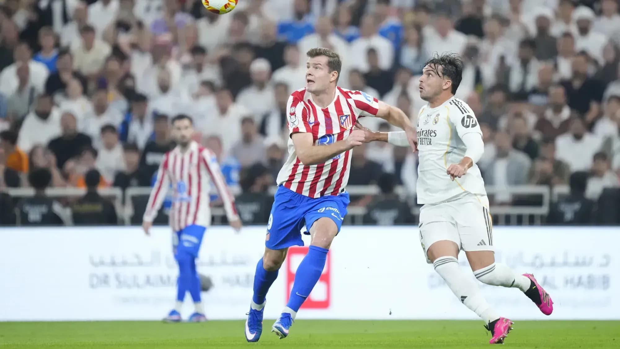 «Реал» вышел в финал Суперкубка Испании, обыграв «Атлетико» «Реал» вышел в финал Суперкубка Испании, обыграв «Атлетико»