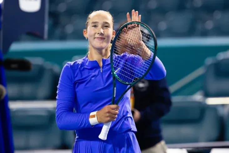 Андреева и Мбоко отыгрались с 0:5 и вышли во второй круг турнира в Майами Андреева и Мбоко отыгрались с 0:5 и вышли во второй круг турнира в Майами