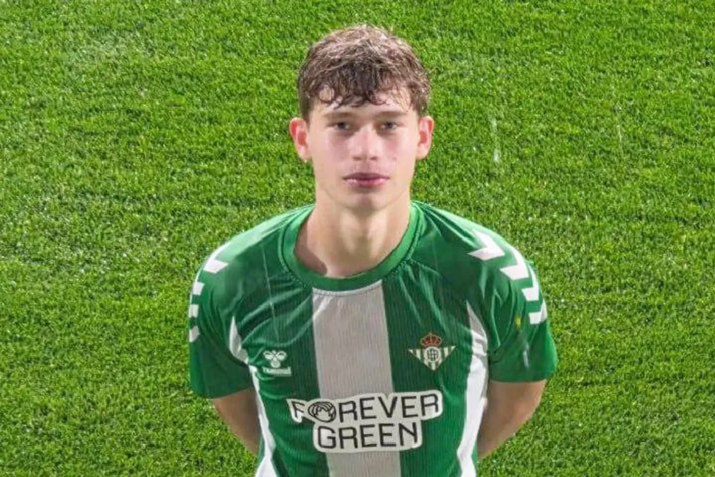 Сын Василия Березуцкого стал игроком «Бетиса» Сын Василия Березуцкого стал игроком «Бетиса»