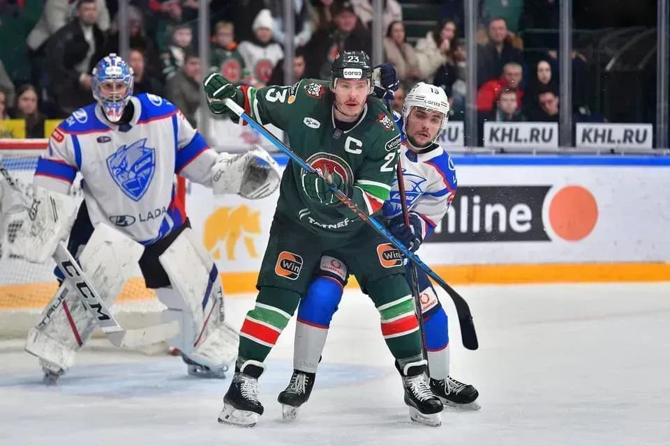 «Лада» спаслась с 0:3 и обыграла «Ак Барс» по буллитам «Лада» спаслась с 0:3 и обыграла «Ак Барс» по буллитам