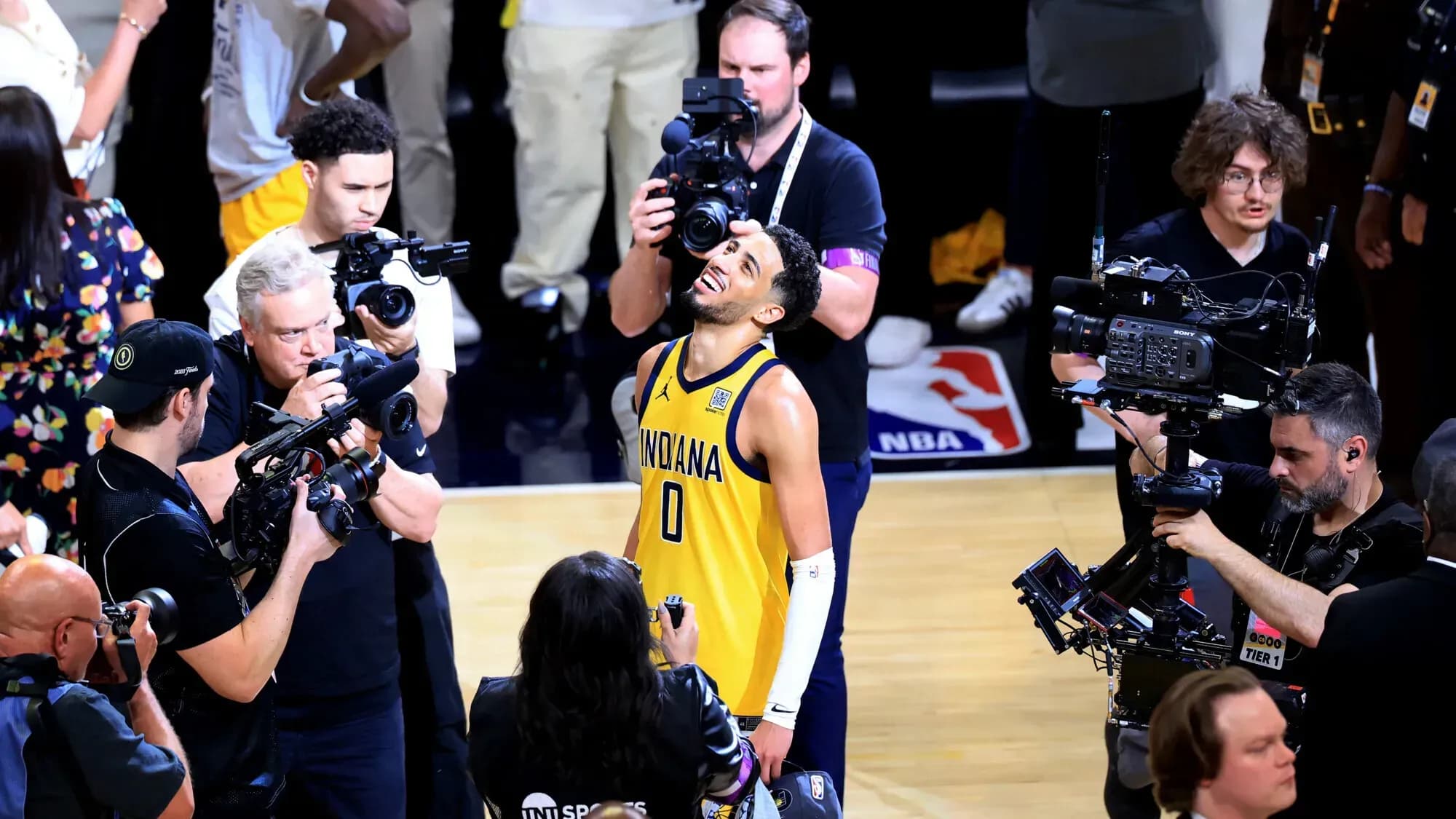 «Индиана» вышла в финал плей‑офф НБА впервые за 25 лет «Индиана» вышла в финал плей‑офф НБА впервые за 25 лет