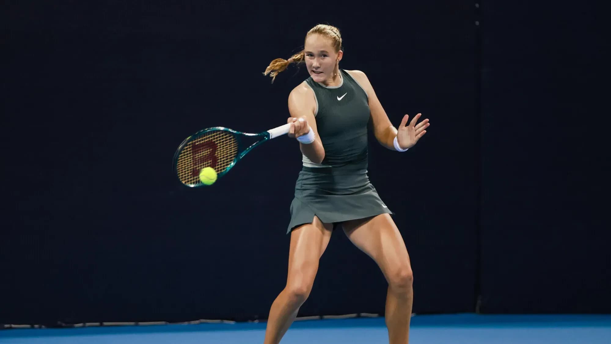 Мирра Андреева не смогла сдержать слёз после вылета с турнира в Ухане Мирра Андреева не смогла сдержать слёз после вылета с турнира в Ухане