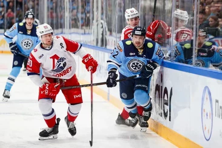 «Локомотив» в овертайме переиграл «Сибирь» «Локомотив» в овертайме переиграл «Сибирь»