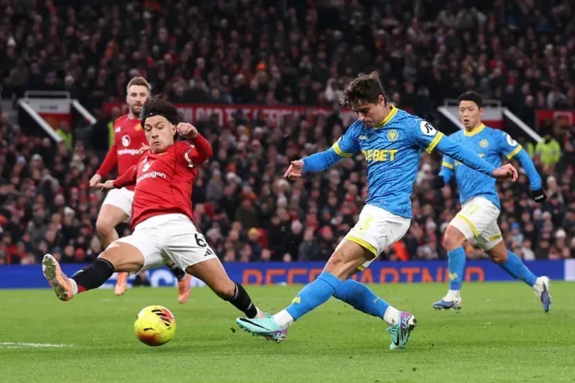 МЮ не смог обыграть худшую команду АПЛ МЮ не смог обыграть худшую команду АПЛ