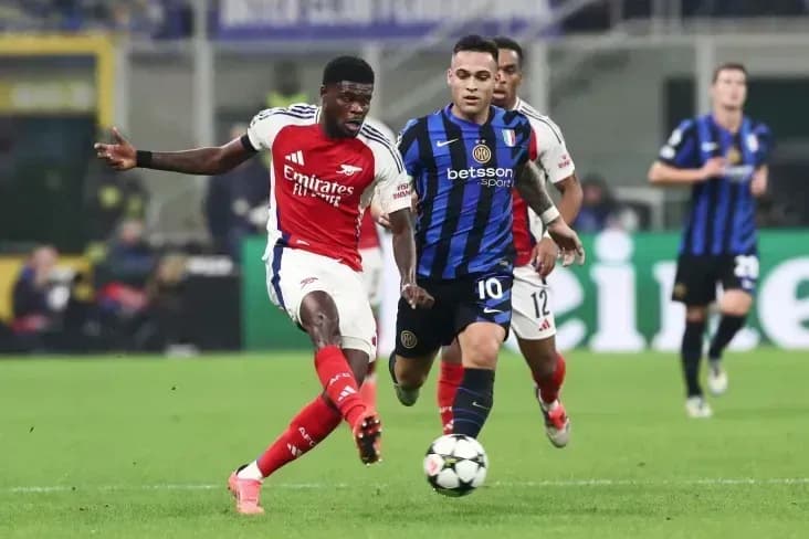 «Арсенал» обыграл «Интер» и первым гарантировал себе выход в 1/8 финала ЛЧ «Арсенал» обыграл «Интер» и первым гарантировал себе выход в 1/8 финала ЛЧ