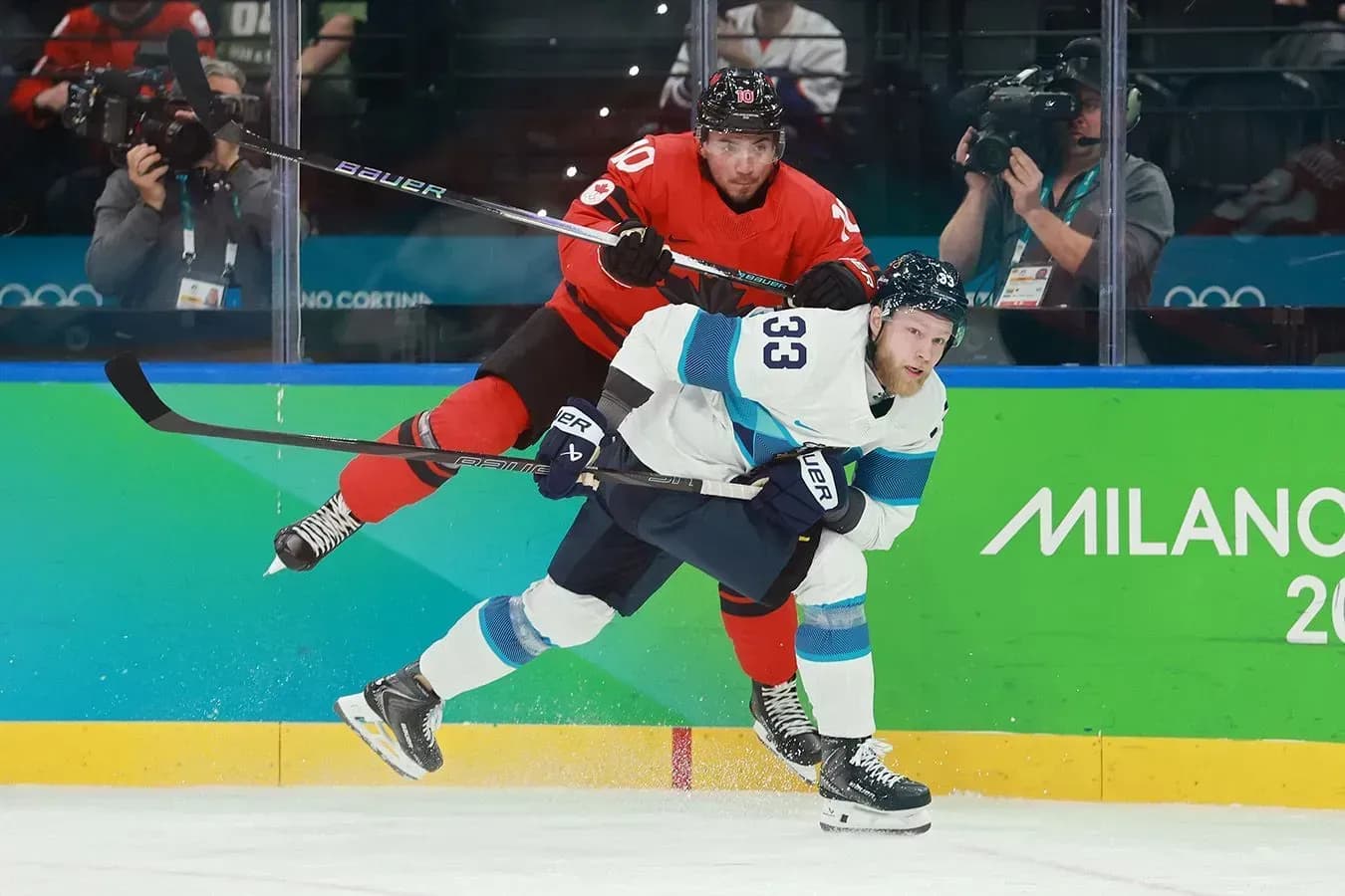 Канада вышла в полуфинал ОИ, забив финнам за 36 секунд до конца матча Канада вышла в полуфинал ОИ, забив финнам за 36 секунд до конца матча