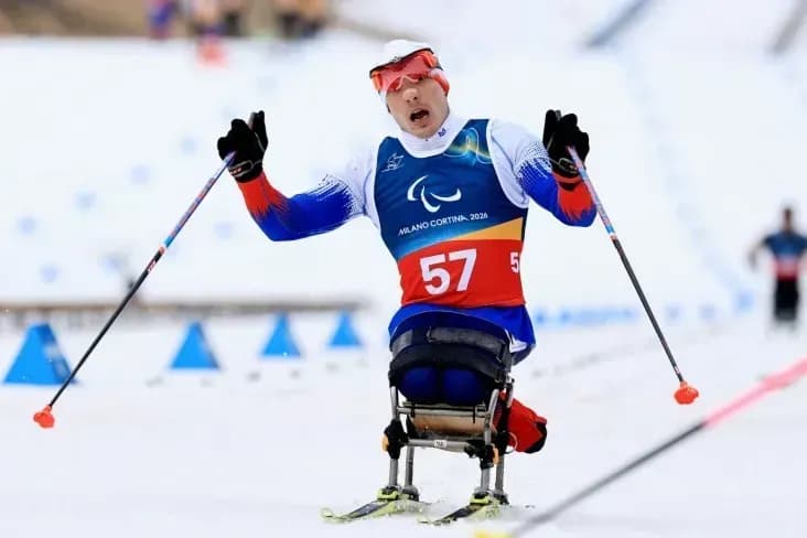 Лыжник Голубков выиграл золото на Паралимпиаде Лыжник Голубков выиграл золото на Паралимпиаде