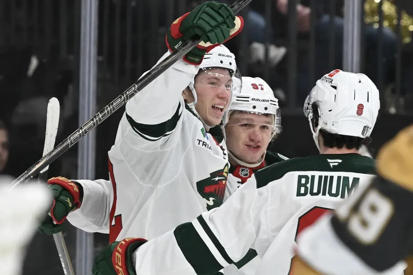 «Миннесота» разгромила «Юту» с пятью очками россиян «Миннесота» разгромила «Юту» с пятью очками россиян