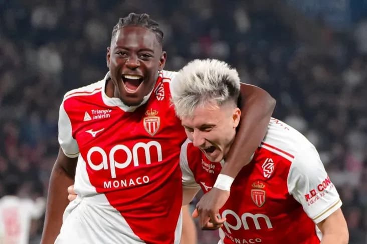 «Монако» обыграл ПСЖ, Головин забил первым же касанием «Монако» обыграл ПСЖ, Головин забил первым же касанием