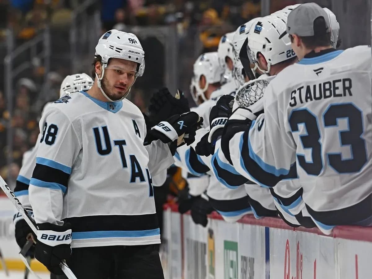 «Юта» обыграла «Лос‑Анджелес», Сергачёв отдал четыре передачи «Юта» обыграла «Лос‑Анджелес», Сергачёв отдал четыре передачи