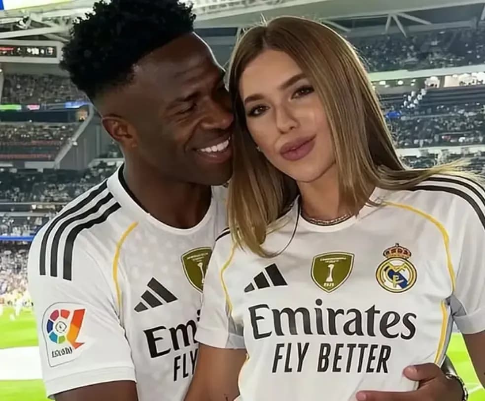 Модель Фонсека простила Винисиуса Модель Фонсека простила Винисиуса