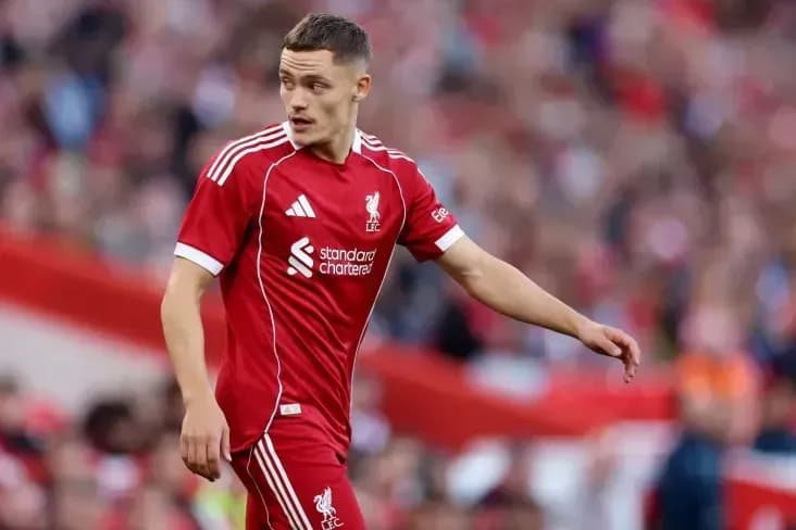 Дебютный гол Вирца принёс «Ливерпулю» победу над «Вулверхэмптоном» Дебютный гол Вирца принёс «Ливерпулю» победу над «Вулверхэмптоном»