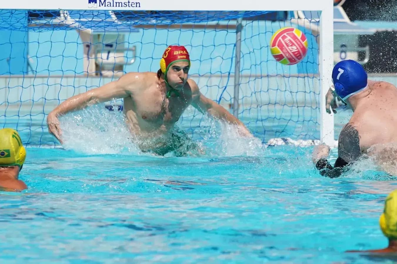 Россия обыграла Бразилию в первом матче Кубка мира по водному поло Россия обыграла Бразилию в первом матче Кубка мира по водному поло