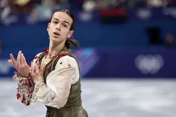 Пётр Гуменник рассказал о тренировках с Ильёй Малининым Пётр Гуменник рассказал о тренировках с Ильёй Малининым