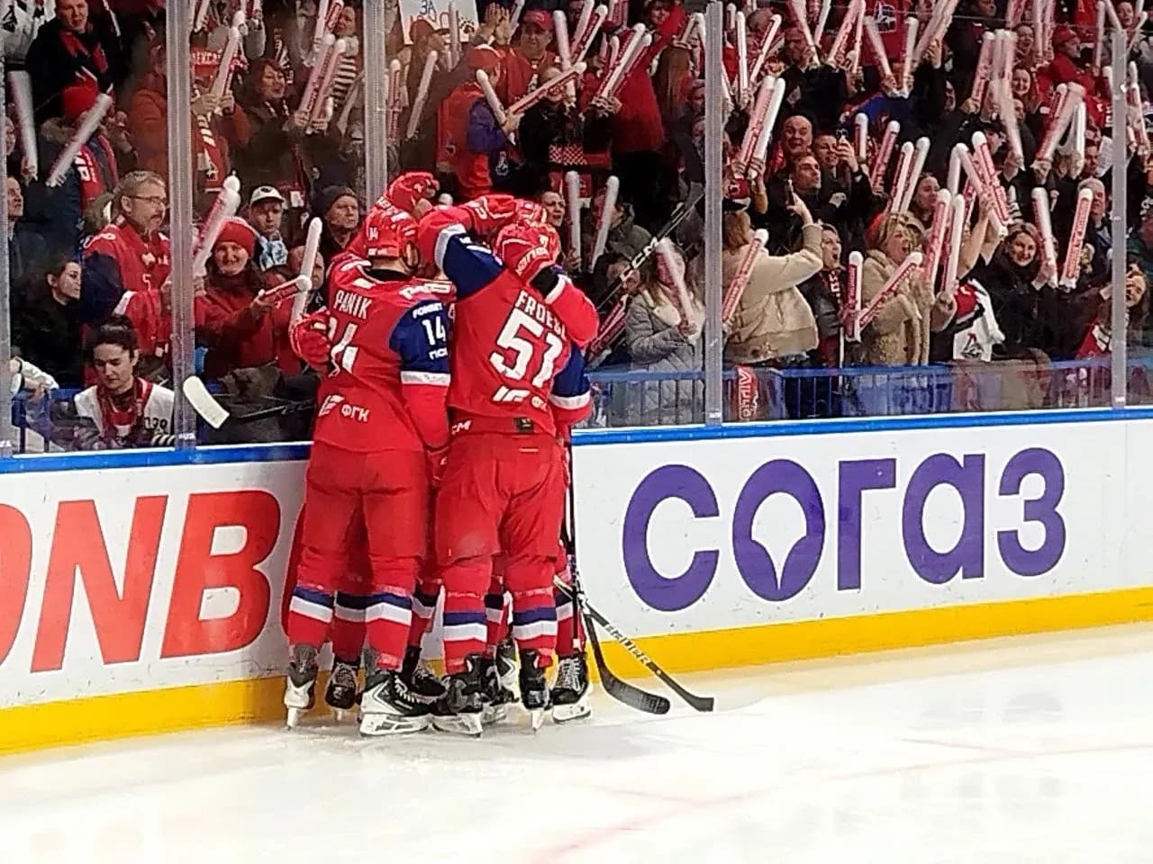 «Локомотив» в серии буллитов обыграл минское «Динамо» «Локомотив» в серии буллитов обыграл минское «Динамо»