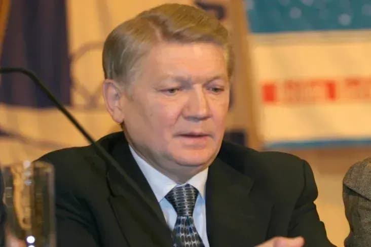 Бывший руководитель «Спартака» рассказал о приглашении колдуна в команду Бывший руководитель «Спартака» рассказал о приглашении колдуна в команду